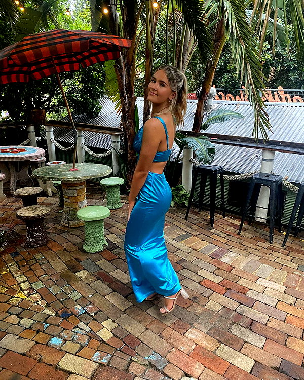 bella.mccafferty instagram image archive image