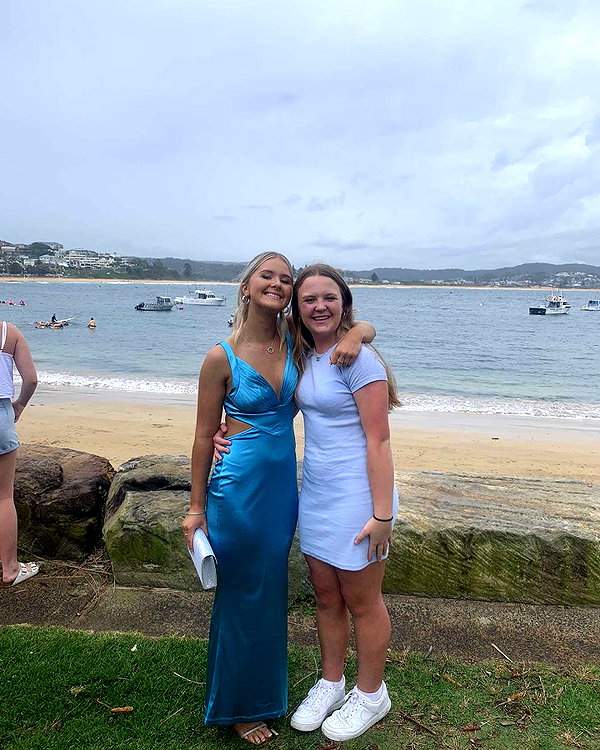 bella.mccafferty instagram image archive image