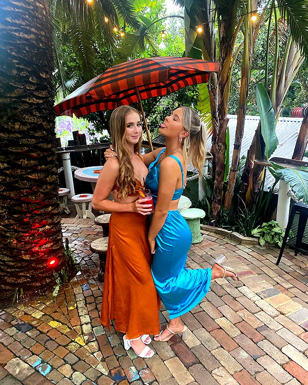 bella.mccafferty instagram image archive image