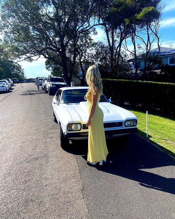 bella.mccafferty instagram image archive image