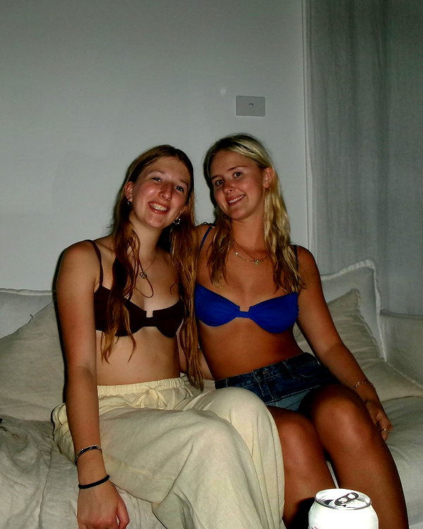 bella.mccafferty instagram image archive image