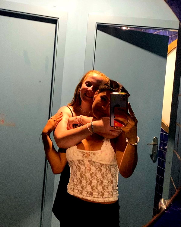 beth.ae_xx instagram image archive image
