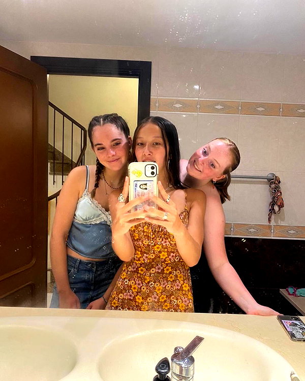 beth.ae_xx instagram image archive image