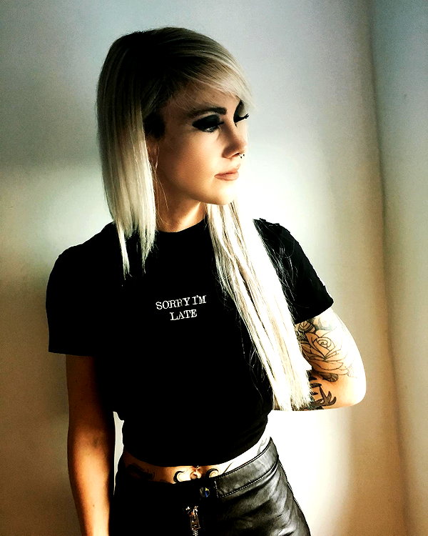bexicutes instagram image archive image