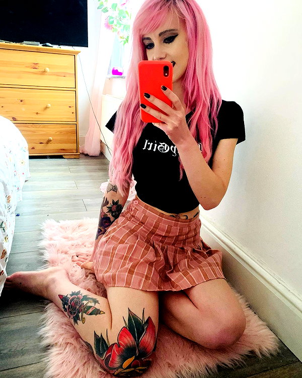bexicutes instagram image archive image