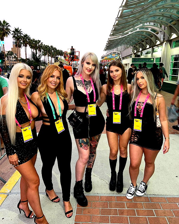 bexicutes instagram image archive image