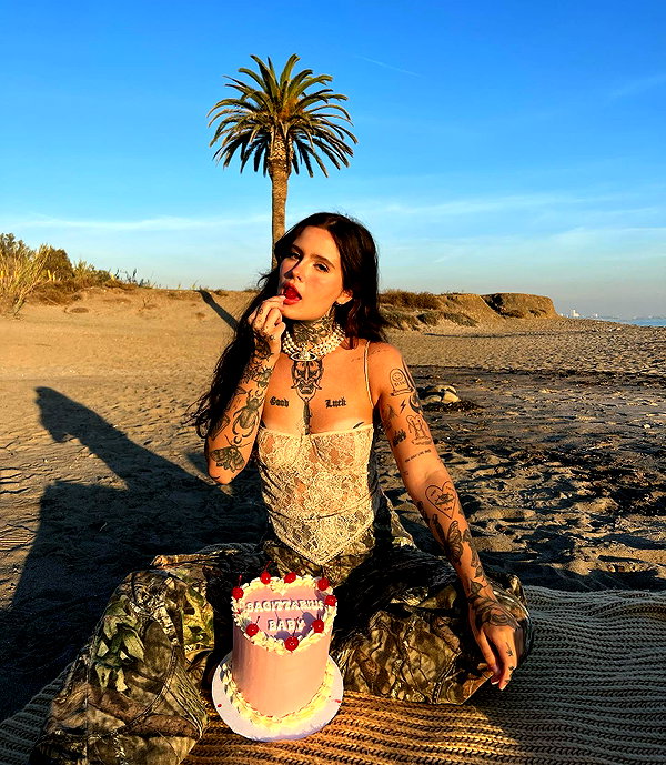 bmarkhaa instagram image archive image