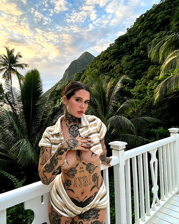 bmarkhaa instagram image archive image