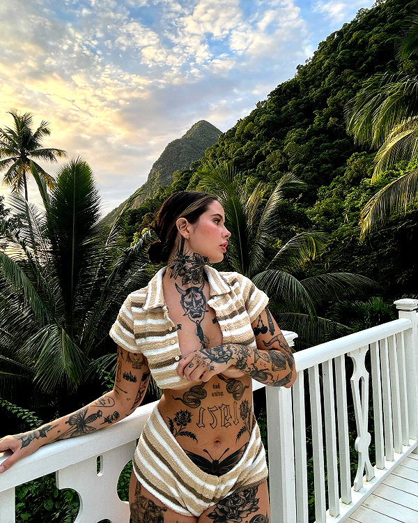 bmarkhaa instagram image archive image