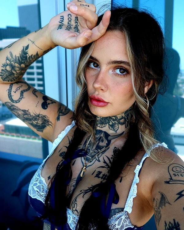 bmarkhaa instagram image archive image