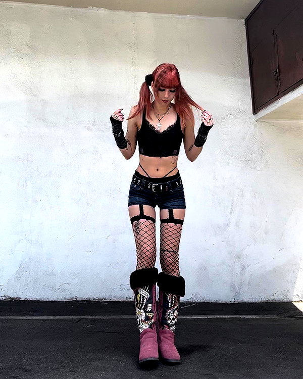 boxdyeblonde instagram image archive image