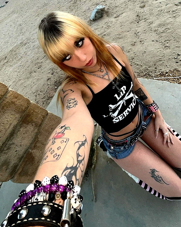 boxdyeblonde instagram image archive image