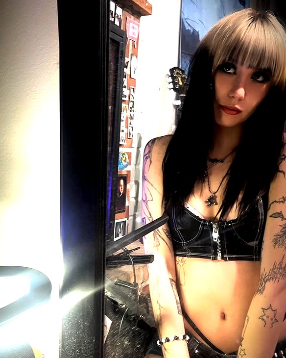 boxdyeblonde instagram image archive image
