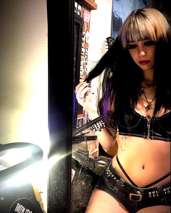 boxdyeblonde instagram image archive image