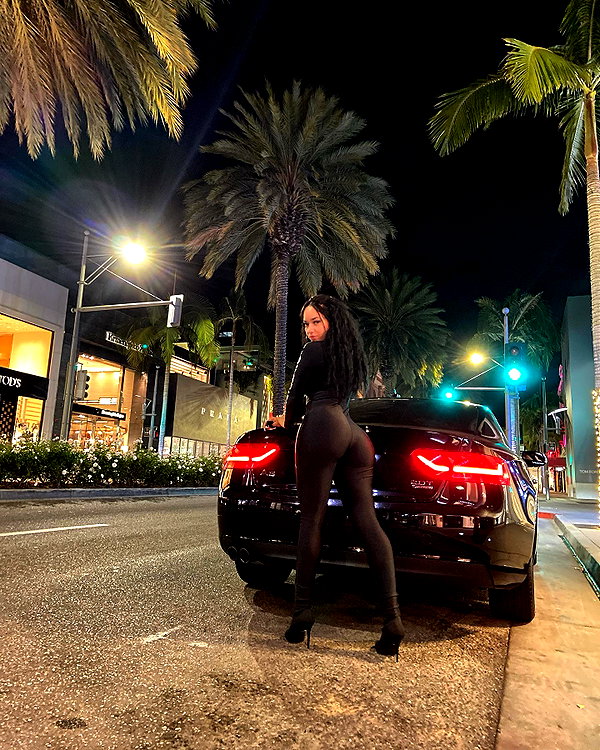 briannagutz instagram image archive image