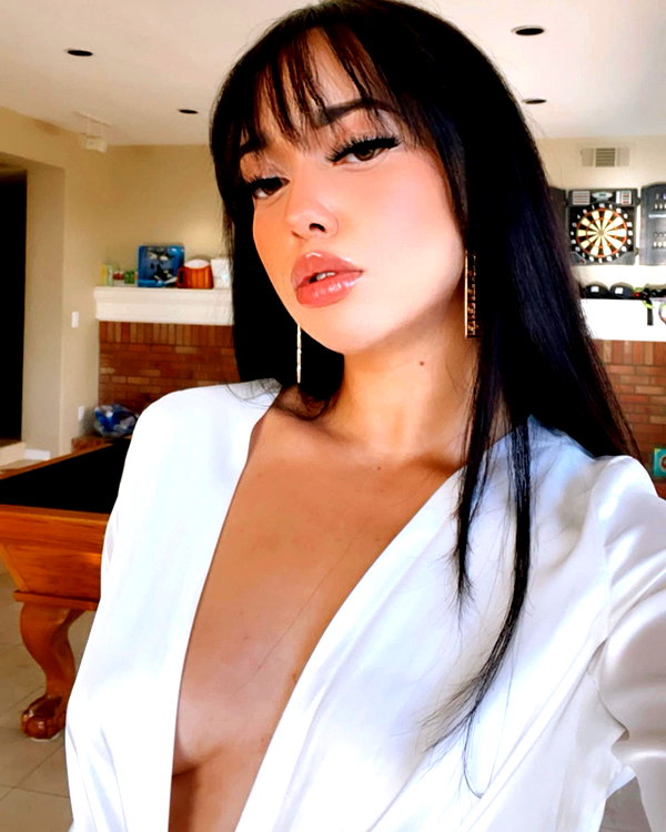 briannagutz instagram image archive image