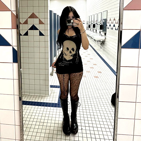 butter.on.a.poptart69 instagram image archive image
