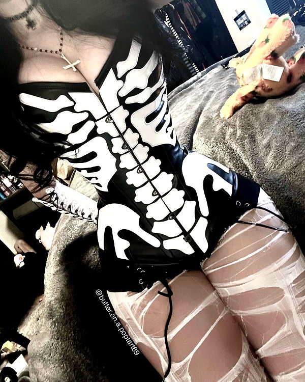 butter.on.a.poptart69 instagram image archive image