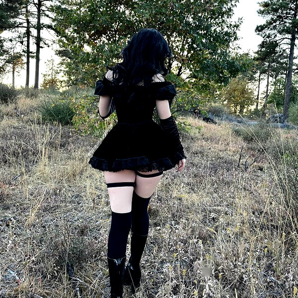 butter.on.a.poptart69 instagram image archive image