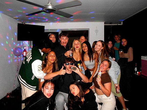 caitlincook_ instagram image archive image