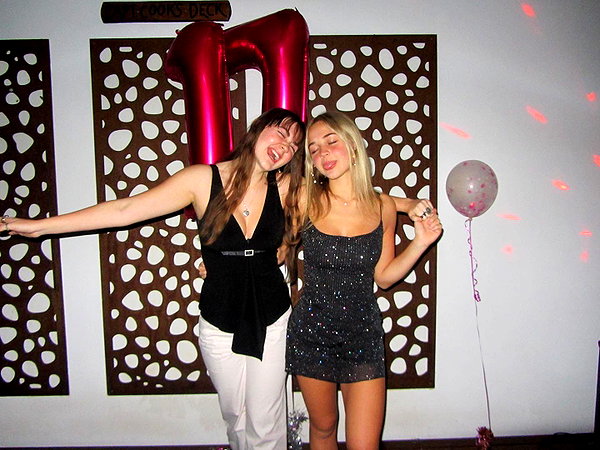 caitlincook_ instagram image archive image