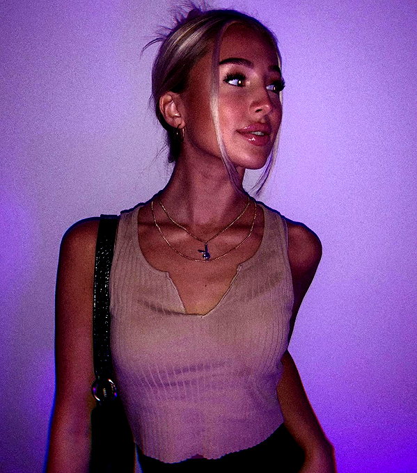 callieebullough instagram image archive image