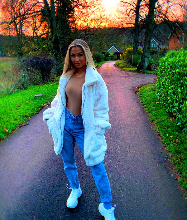 callieebullough instagram image archive image