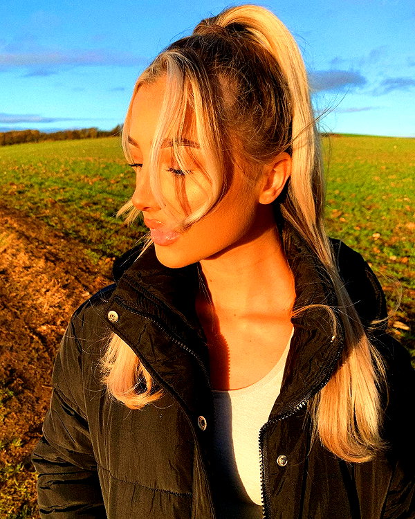 callieebullough instagram image archive image