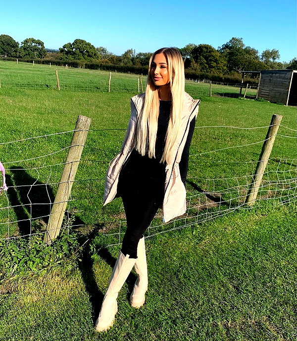 callieebullough instagram image archive image