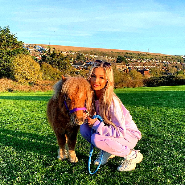 callieebullough instagram image archive image