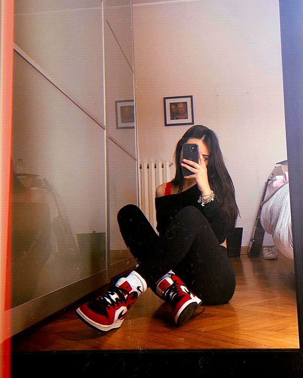 carla.famulari instagram image archive image