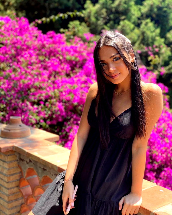carla.famulari instagram image archive image
