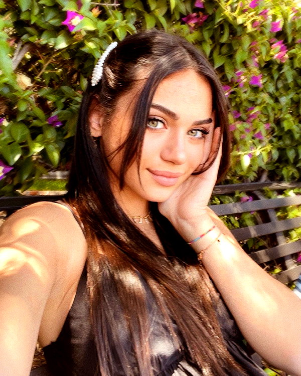 carla.famulari instagram image archive image