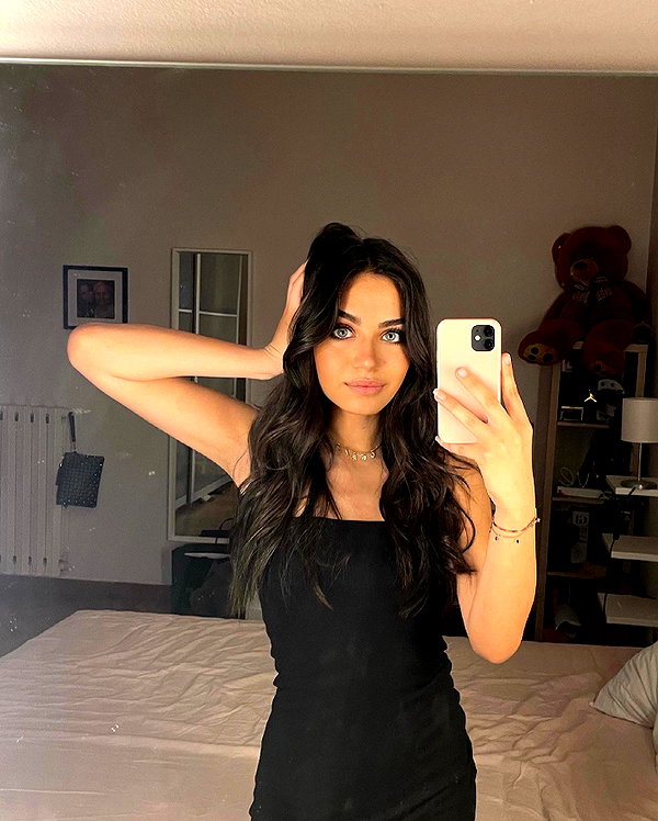carla.famulari instagram image archive image