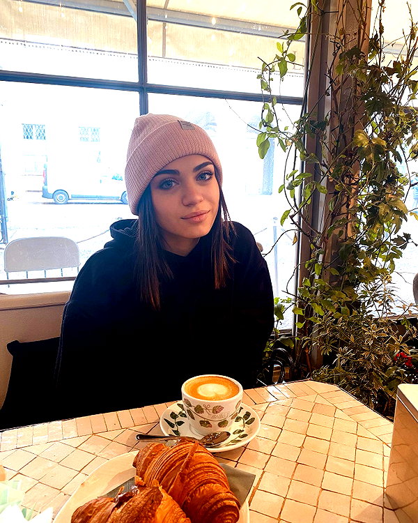 carla.famulari instagram image archive image