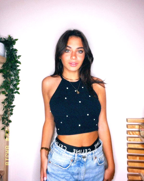 carla.famulari instagram image archive image