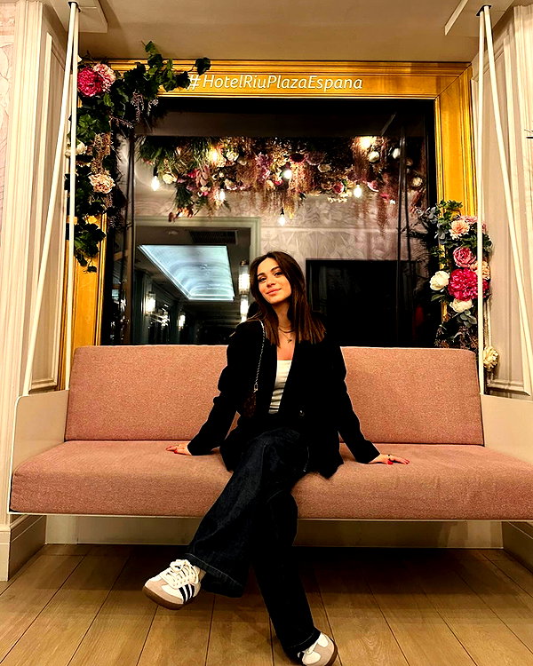 carla.famulari instagram image archive image