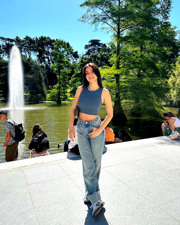 carla.famulari instagram image archive image