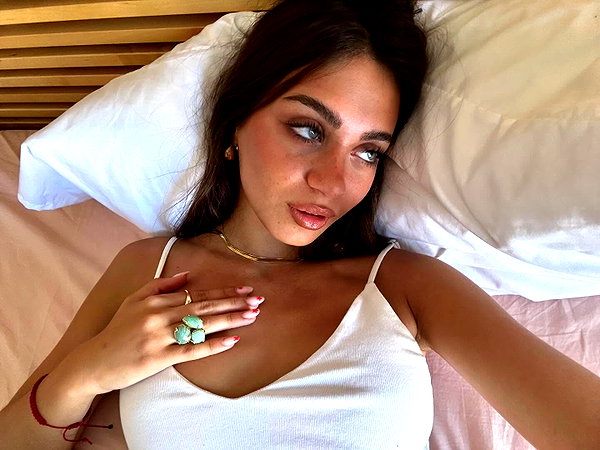 carla.famulari instagram image archive image