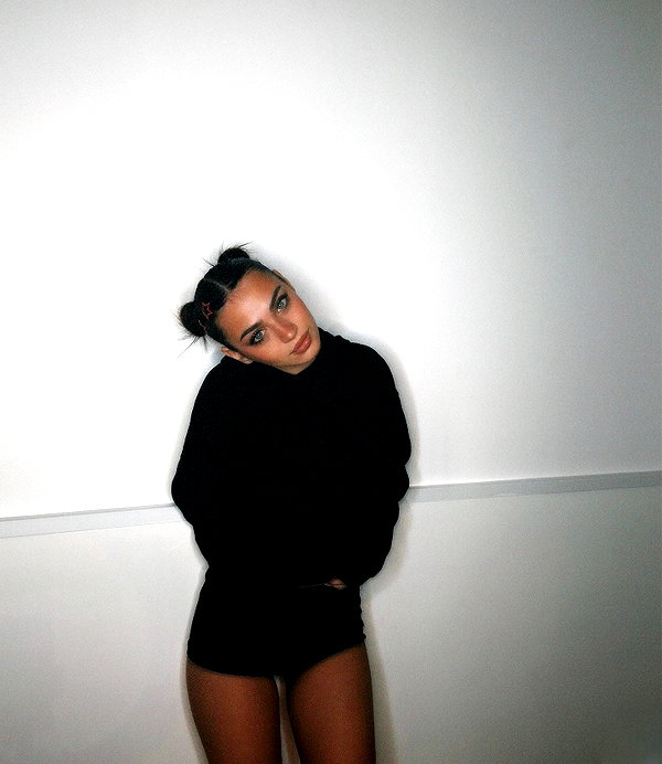 carla.famulari instagram image archive image