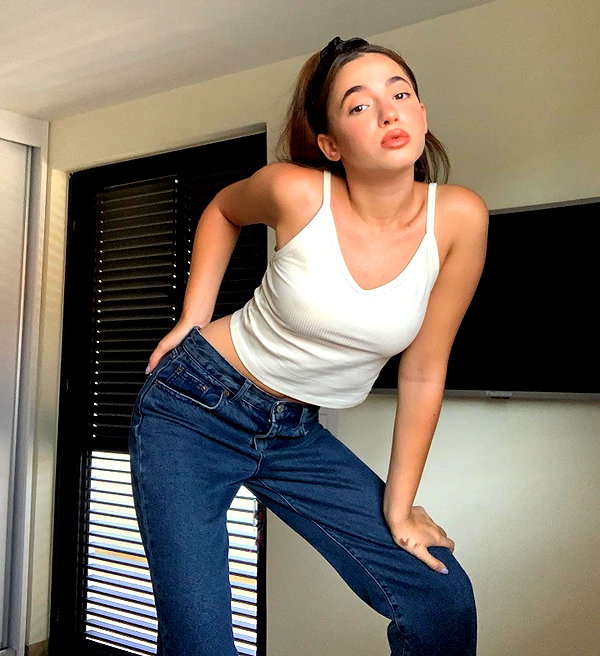 carmellevi instagram image archive image