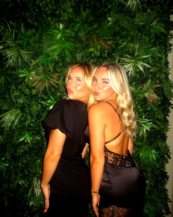 cassie.aguiar instagram image archive image
