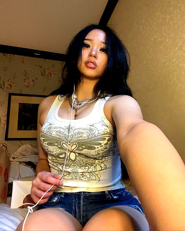 cellow111 instagram image archive image