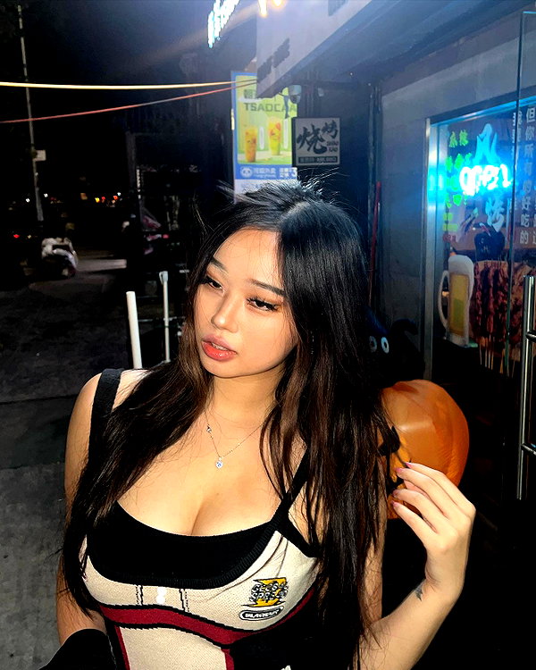 cellow111 instagram image archive image