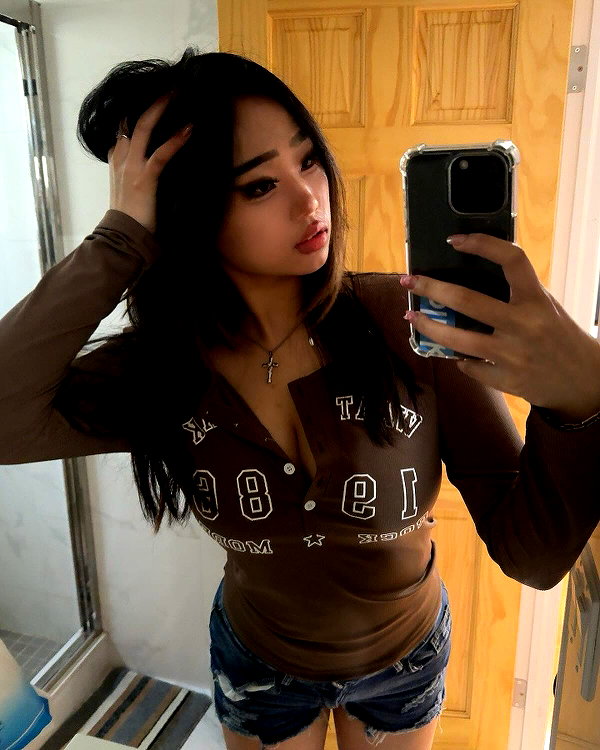 cellow111 instagram image archive image