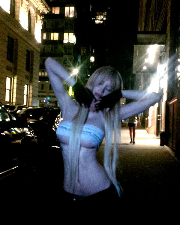ch111oe instagram image archive image