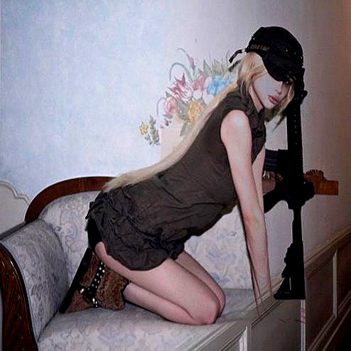 ch111oe instagram image archive image