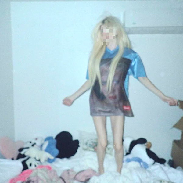 ch111oe instagram image archive image