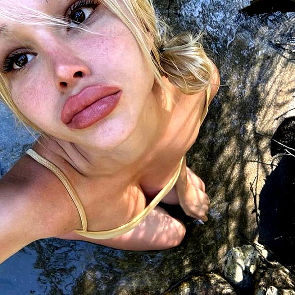 ch111oe instagram image archive image