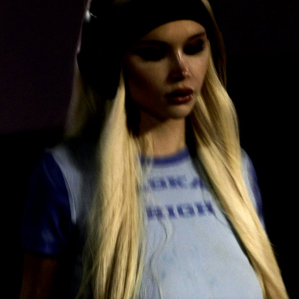ch111oe instagram image archive image